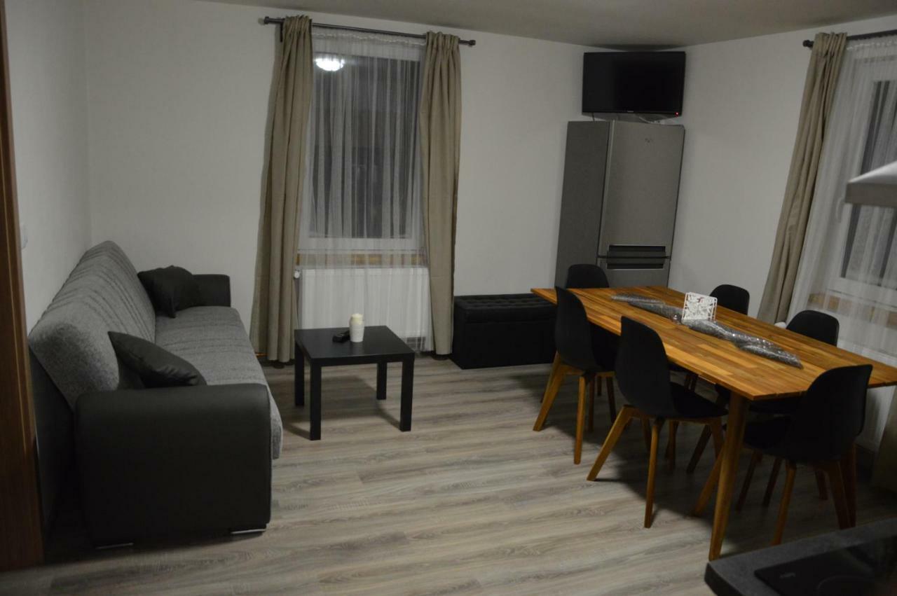 Apartments Villa Viola Kovářská Zewnętrze zdjęcie